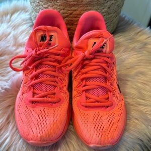 Nike Women's Pink Athletic Shoes